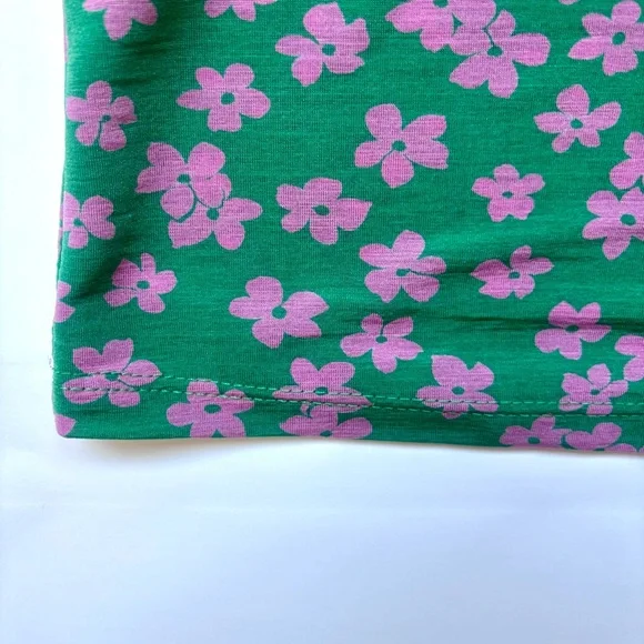 Lisa Says Gah for UO Angie Floral Colorblock Tee, Green Pink and Blue, Size XS - Picture 8 of 15